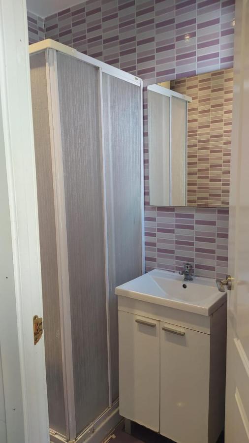 Apartamento En C. Maria Luisa 2 Dormitorios Мадрид Экстерьер фото